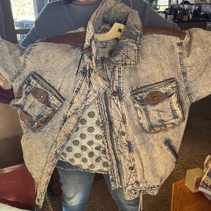 Stylish Women's Jean Jacket with Brown Accents